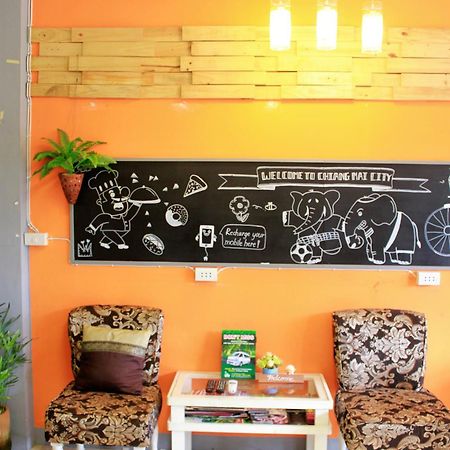 Cm City Hostel Čiang Mai Exteriér fotografie