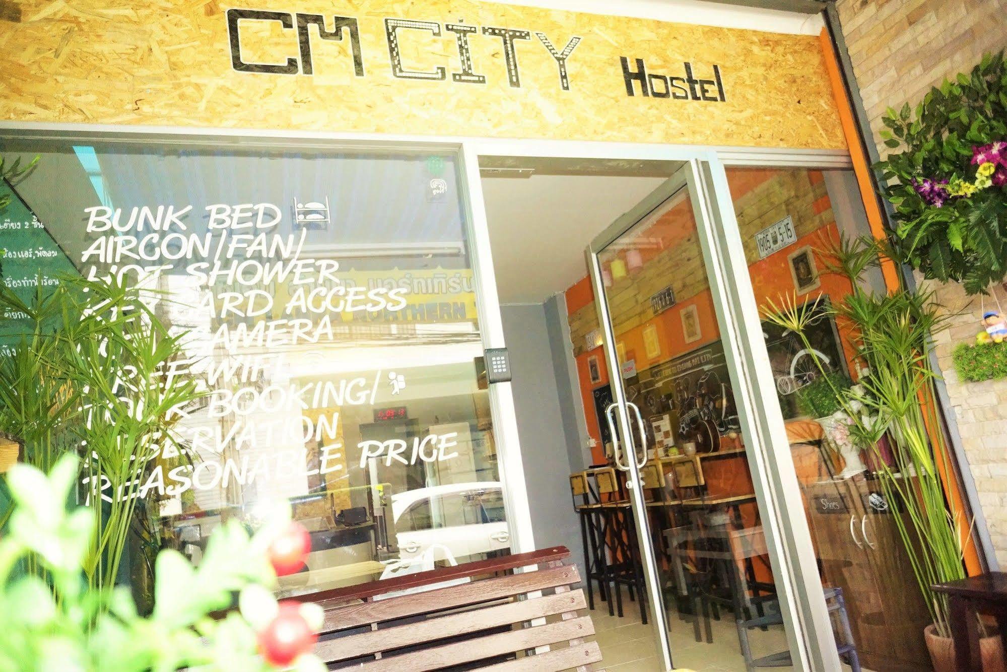 Cm City Hostel Čiang Mai Exteriér fotografie